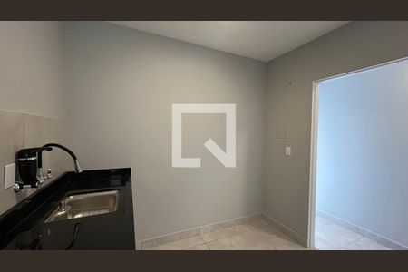 Apartamento à venda com 2 quartos, 74m² em Taquaral, Campinas