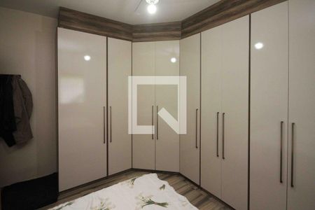 Casa à venda com 3 quartos, 250m² em Jardim Sapopemba, São Paulo