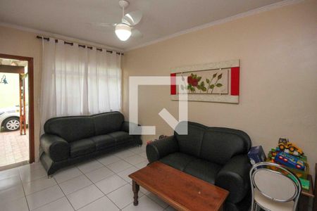 Casa à venda com 3 quartos, 250m² em Jardim Sapopemba, São Paulo