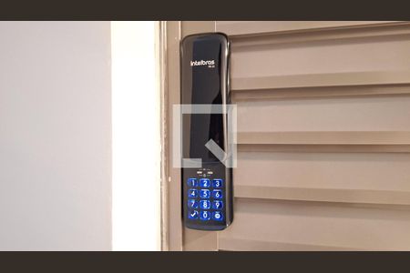 Fechadura eletrônica de kitnet/studio para alugar com 1 quarto, 15m² em Barra Funda, São Paulo