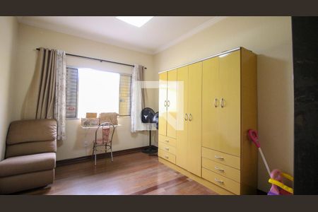 Quarto 1 de casa à venda com 6 quartos, 400m² em Capão do Embira, São Paulo