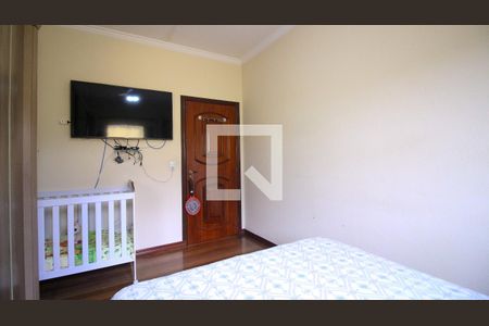 Quarto 2 de casa à venda com 6 quartos, 400m² em Capão do Embira, São Paulo