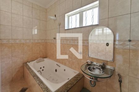 Banheiro Suíte de casa para alugar com 3 quartos, 183m² em Jardim Eulina, Campinas