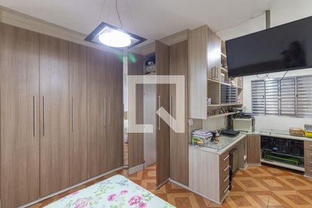 Suíte de casa para alugar com 3 quartos, 226m² em Penha de França, São Paulo