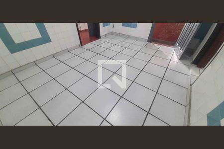 Casa para alugar com 1 quarto, 50m² em Umuarama, Osasco