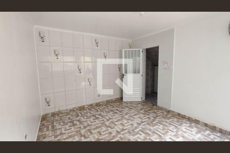 Quarto de casa para alugar com 2 quartos, 750m² em Parque Sao Francisco, Ferraz de Vasconcelos