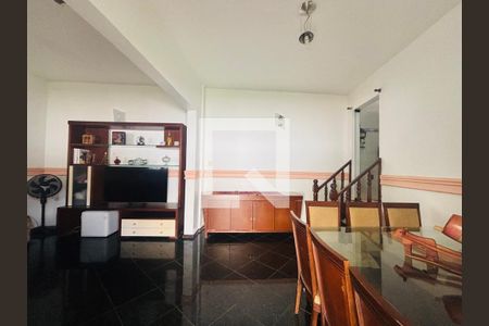 Casa para alugar com 2 quartos, 120m² em Corte Oito, Duque de Caxias