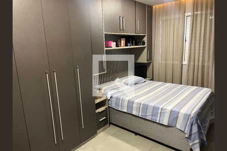 Suite de apartamento à venda com 2 quartos, 56m² em Jardim Norma, São Paulo