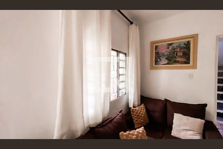 Sala de casa à venda com 6 quartos, 300m² em Vila Euthalia, São Paulo