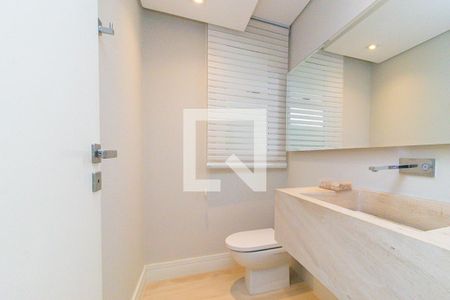 Lavabo de casa de condomínio para alugar com 3 quartos, 343m² em Campo Comprido, Curitiba