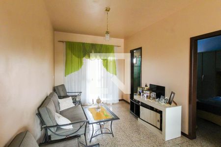 Sala 2 de casa à venda com 3 quartos, 270m² em Guajuviras, Canoas