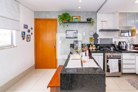 Sala de apartamento à venda com 3 quartos, 95m² em Prado, Belo Horizonte