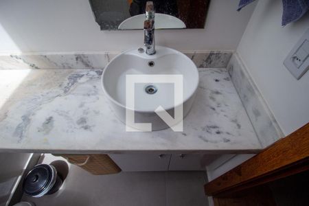 Banheiro da Suíte 1 de casa de condomínio para alugar com 4 quartos, 369m² em Parque São Bento, Sorocaba