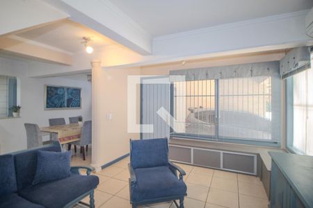 Sala de casa de condomínio para alugar com 4 quartos, 196m² em Vila Assunção, Porto Alegre