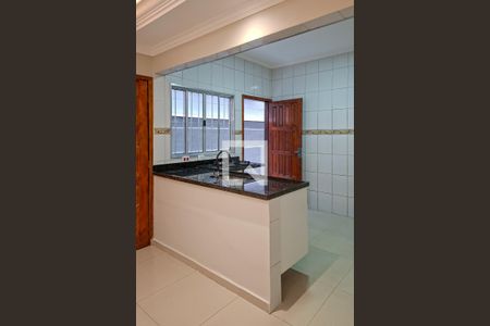Cozinha de casa para alugar com 3 quartos, 70m² em Jardim Guaramar, Praia Grande