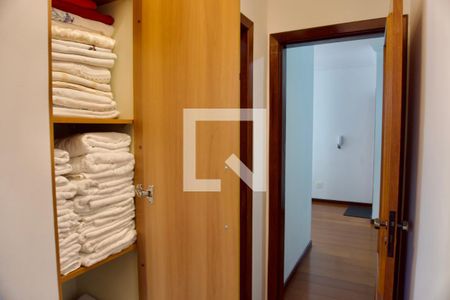 Corredor - Detalhe Armário de apartamento à venda com 3 quartos, 110m² em Monsenhor Messias, Belo Horizonte