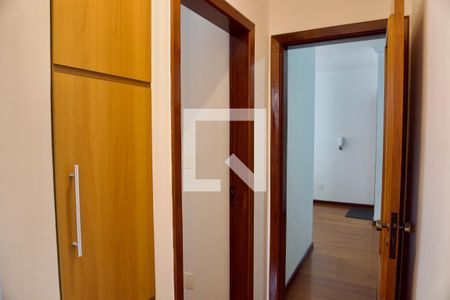 Corredor - Detalhe Armário de apartamento à venda com 3 quartos, 110m² em Monsenhor Messias, Belo Horizonte