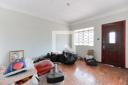 Casa 1 - Sala de casa à venda com 4 quartos, 240m² em Vila Carbone, São Paulo