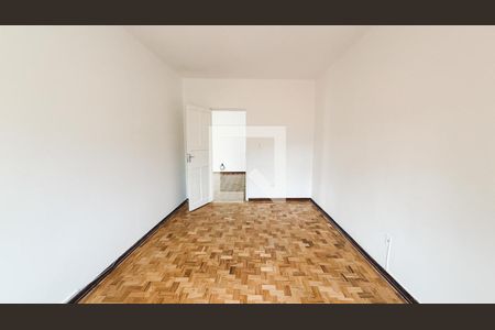 Quarto de casa para alugar com 3 quartos, 200m² em Vila Baruel, São Paulo