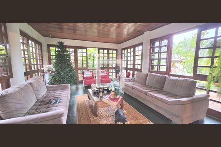 Casa à venda com 6 quartos, 500m² em Recanto do Poeta Um, Lagoa Santa