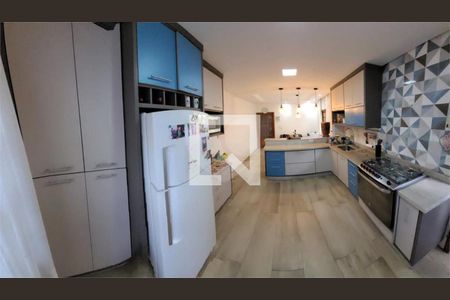 Casa à venda com 3 quartos, 188m² em Jardim Itália II, Várzea Paulista