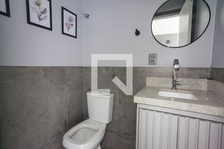Lavabo de apartamento para alugar com 3 quartos, 95m² em Osvaldo Rezende, Uberlândia
