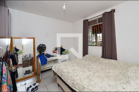 Quarto 2 de casa à venda com 3 quartos, 396m² em Esplanada, Belo Horizonte