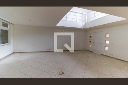 Casa para alugar com 3 quartos, 331m² em Itacoatiara, Niterói