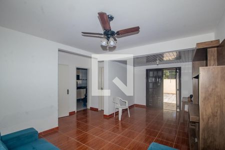 Sala de casa de condomínio à venda com 3 quartos, 128m² em Ipanema, Porto Alegre