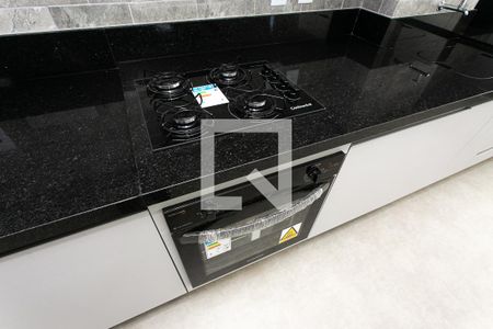 Cozinha - Cooktop e Forno de apartamento para alugar com 2 quartos, 63m² em Vila Azevedo, São Paulo
