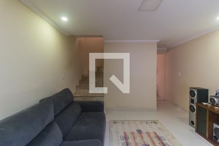 Sala de casa para alugar com 4 quartos, 150m² em Vila Caputera, Mogi das Cruzes