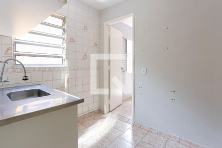 cozinha de casa para alugar com 3 quartos, 145m² em Vila Adalgisa, São Paulo