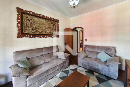 Sala de TV de casa à venda com 3 quartos, 220m² em Vila Progresso, Campinas