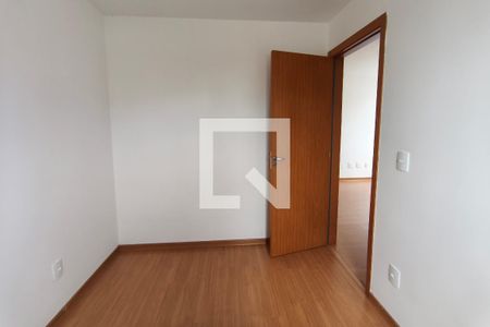 Quarto 1 de apartamento para alugar com 2 quartos, 45m² em Vila Satúrnia, Campinas