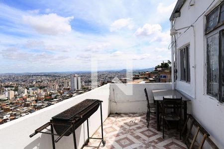 Varanda da Sala de casa para alugar com 3 quartos, 110m² em São Lucas, Belo Horizonte