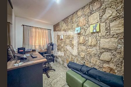 Escritório de casa à venda com 3 quartos, 150m² em Jardim Patente, São Paulo