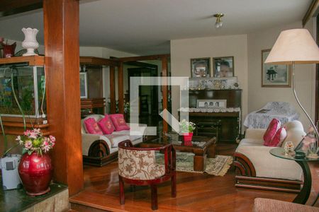 Casa à venda com 5 quartos, 1620m² em Comiteco, Belo Horizonte