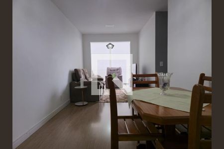 Sala de apartamento para alugar com 3 quartos, 75m² em Picanço, Guarulhos