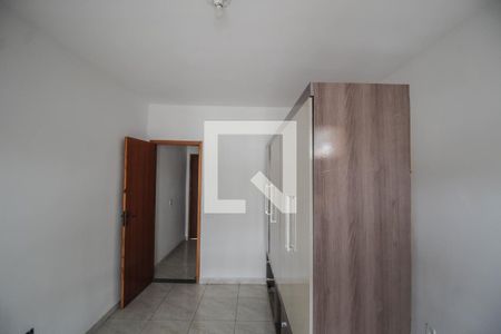 Quarto 1 de casa para alugar com 2 quartos, 56m² em Parque Sao Vicente, Belford Roxo
