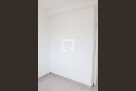 Apartamento à venda com 2 quartos, 45m² em Quitaúna, Osasco