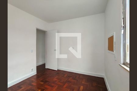 Quarto 1 de apartamento para alugar com 2 quartos, 75m² em Imperial de São Cristóvão, Rio de Janeiro