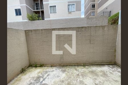 Quintal de casa de condomínio para alugar com 2 quartos, 58m² em Caucaia do Alto, Cotia