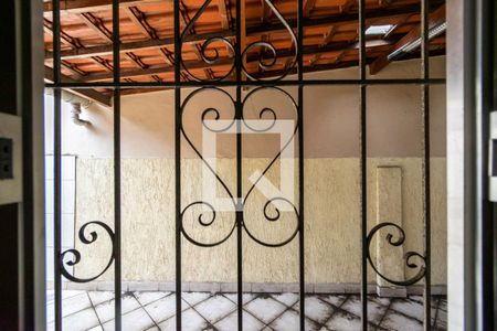 Vista da Sala de casa à venda com 3 quartos, 84m² em Vigário Geral, Rio de Janeiro