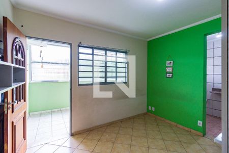 Suíte de casa para alugar com 2 quartos, 64m² em Parque Regina, São Paulo