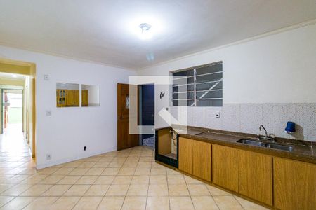 Sala/Cozinha de casa para alugar com 2 quartos, 64m² em Parque Regina, São Paulo