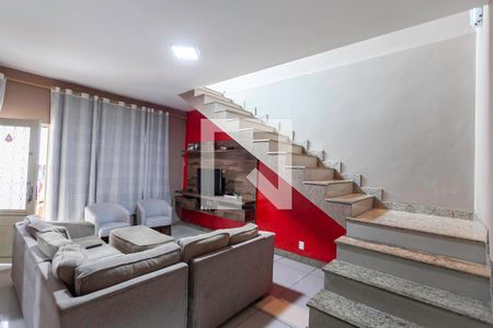 Sala 1 de casa à venda com 4 quartos, 320m² em Parque Xangri-lá, Contagem