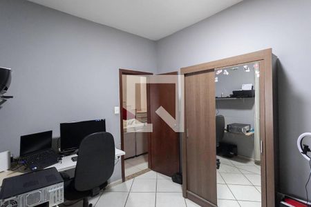 Quarto 1 de casa à venda com 4 quartos, 320m² em Parque Xangri-lá, Contagem