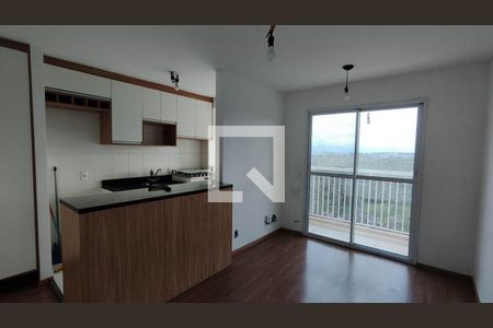 Sala de apartamento para alugar com 2 quartos, 51m² em Parque Imperial, Ferraz de Vasconcelos