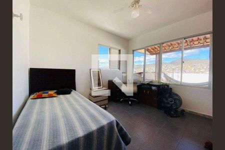 Apartamento à venda com 3 quartos, 180m² em Santa Tereza, Belo Horizonte