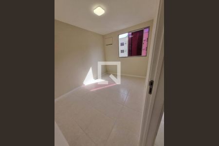 Apartamento à venda com 2 quartos, 45m² em Camorim, Rio de Janeiro